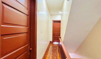 36 S Jefferson St, Allentown, PA 18102