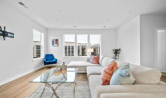 43730 TRANSIT Sq, Ashburn, VA 20147