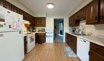 1115 NE 15th Ave, Aberdeen, SD 57401