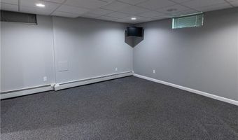 5 Colony Dr, Johnston, RI 02919