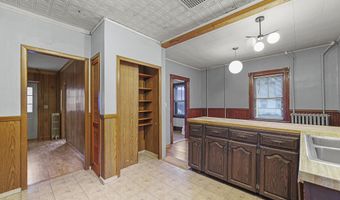 19-21 2nd St, Adams, MA 01220