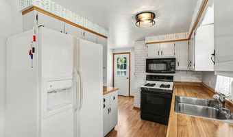 546 S Sherman St, Allegan, MI 49010