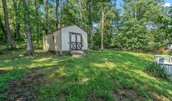 6828 WINTER Ln, Annandale, VA 22003