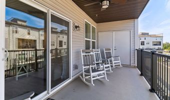 44501 WOLFHOUND Sq, Ashburn, VA 20147