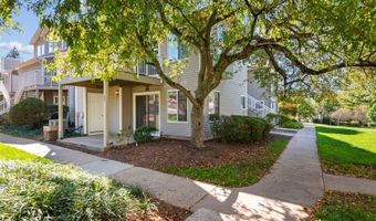 25 SPRUCE Ct, Bedminster, NJ 07921