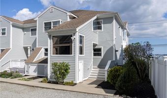 73 Conanicus Ave 4, Jamestown, RI 02835