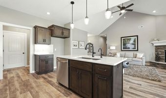 18780 Eisley Cv, Auburn, IN 46706