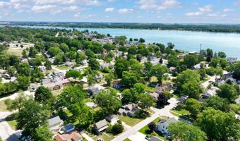 1401 Saint Clair Blvd, Algonac, MI 48001
