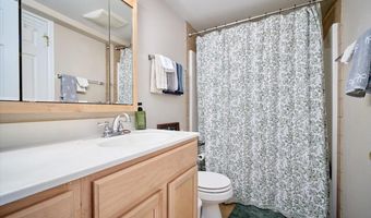 10423 BEARTOOTH Dr, Cheyenne, WY 82009