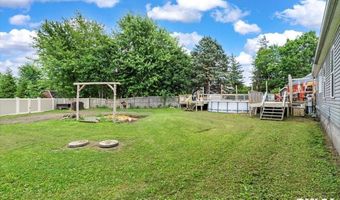524 6TH St, Andover, IL 61233