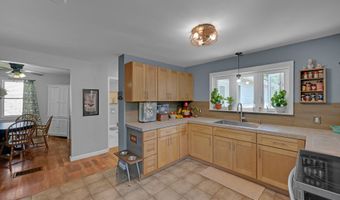 403 South St, Brooklyn, CT 06234