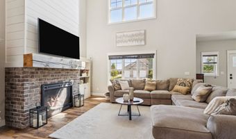 1200 KATHLEEN Ct, Appleton, WI 54915