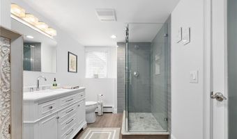 7 Robins Way, North Providence, RI 02904