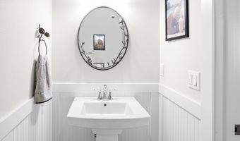 230 MARITIME Ln, Astoria, OR 97103