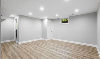 3436 HOLLY Rd, Annandale, VA 22003