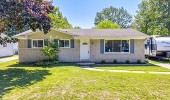 1113 Summer St, Algonac, MI 48001