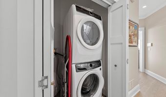 5 NINTH, Beach Haven, NJ 08008