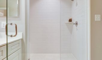 1318 S QUINN St, Arlington, VA 22204