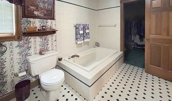 2818 Dixie Hwy, Bedford, IN 47421