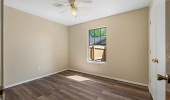 2205 Meadow Ln, Barling, AR 72923