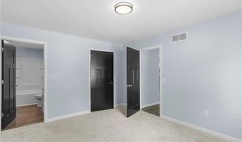 1215 Kenwood Dr, Austin, IN 47102