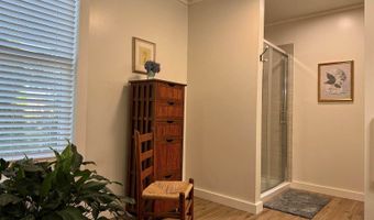 33 Union St, Bath, ME 04530