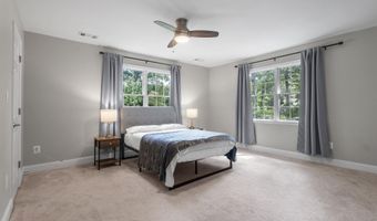 3436 HOLLY Rd, Annandale, VA 22003