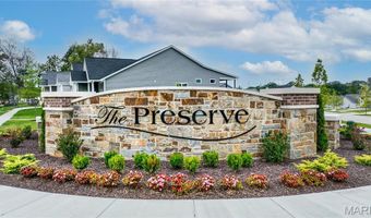 6730 Snowy Owl Ln, Affton, MO 63123