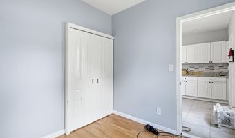 13 MEADOW, Bayonne, NJ 07002
