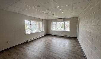 399 Hope St, Bristol, RI 02809