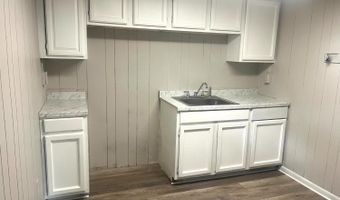 1165 Park Ave, Amherst, OH 44001