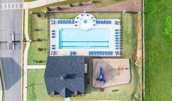 1813 QUAKER St, Hampton, GA 30228