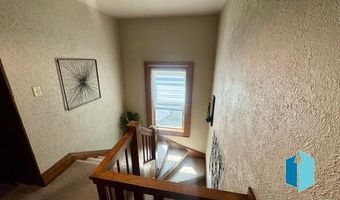 111 S 6Th St, Beresford, SD 57004