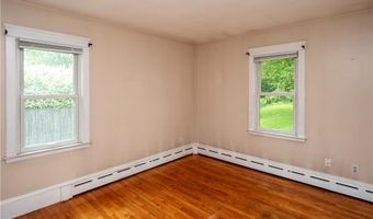 14 Dexter St, Newport, RI 02840