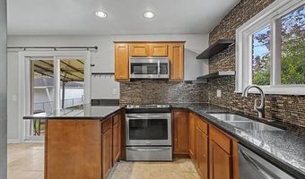 9952 Park Ave, Allen Park, MI 48101