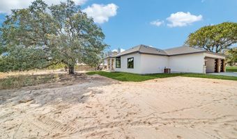 108 PIONEER Trl, Adkins, TX 78101