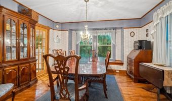 71 Main St, Bayonne, NJ 07035