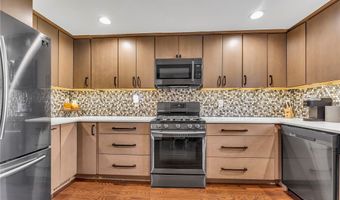 140 Haussauer Rd, Amherst, NY 14068