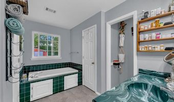 2511 New Town Rd, Alma, AR 72921