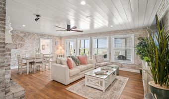 2102 Bay St, Beaufort, SC 29902