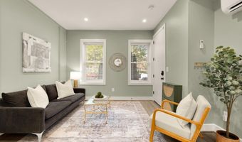 1120 PENN St NE 2, Washington, DC 20002