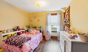 157 Riverside Dr, Augusta, ME 04330