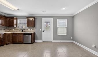 608 Surrey Ln, Benton, AR 72015