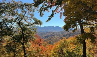 274 Highland Cir, Banner Elk, NC 28604