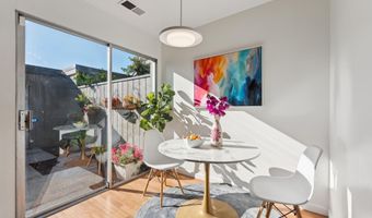 1034 Trellis Ln, Alameda, CA 94502