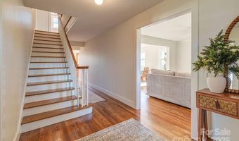 55 Cisco Rd, Asheville, NC 28805