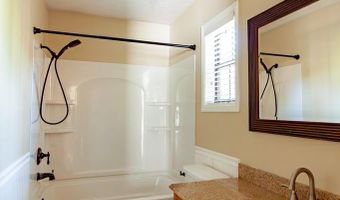 1527 Longleaf Dr, Bainbridge, GA 39819