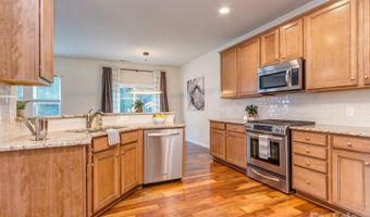 2203 Whitford Ln, Charlotte, NC 28210