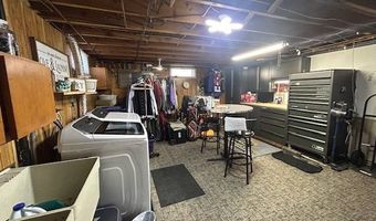 221 1st E St, Bottineau, ND 58318
