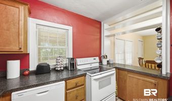 402 E 11th St, Bay Minette, AL 36507